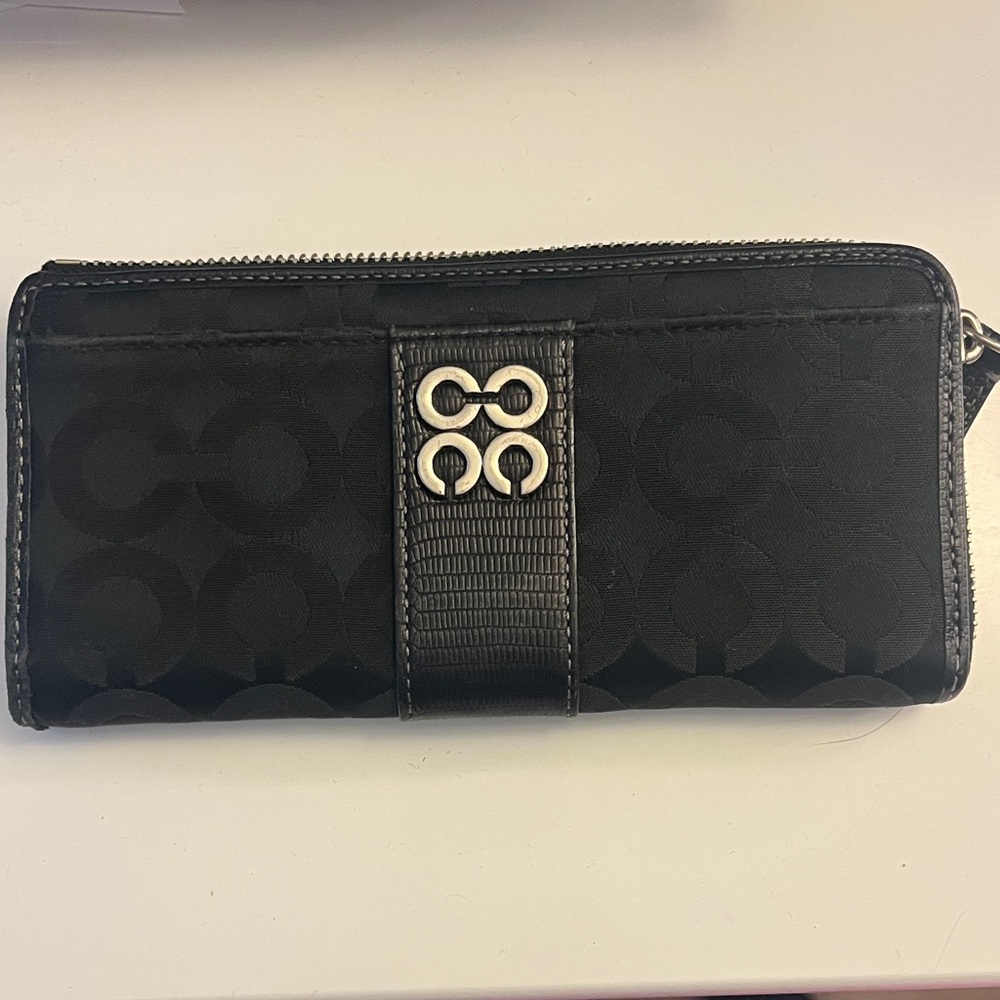Coach Black Julian slim accordion wallet